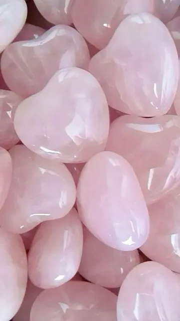 Rose Quartz Crystals – The Stone of Unconditional Love